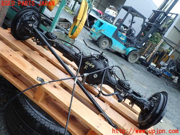 1UPJ-9240644400]ジムニー(JB64W)リアデフホーシング 中古_2