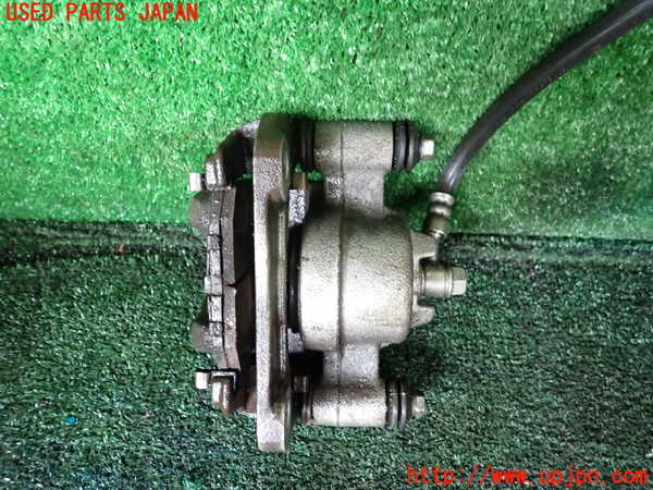 1UPJ-9240644080]ジムニー(JB64W)右フロントキャリパー 中古_2