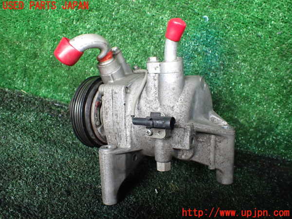 1UPJ-9240646025]ジムニー(JB64W)エアコンコンプレッサー 中古_2