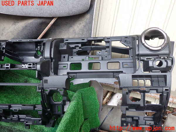 1UPJ-9240647505]ジムニー(JB64W)ダッシュボード 中古_2