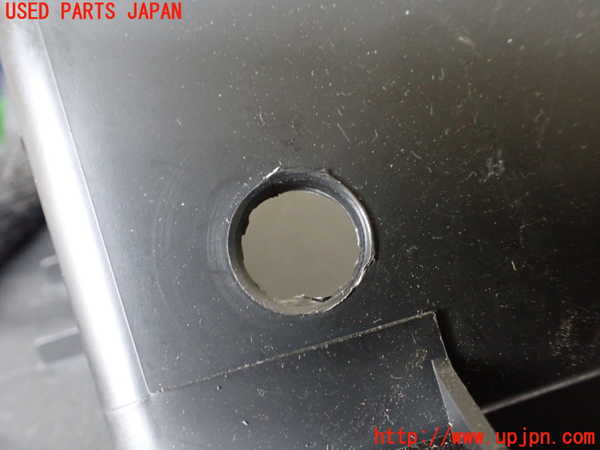 1UPJ-9240647516]ジムニー(JB64W)グローブボックス1 中古_4