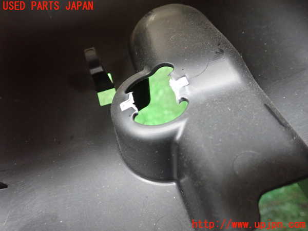 1UPJ-9240647905]ジムニー(JB64W)コラムカバー 中古_3