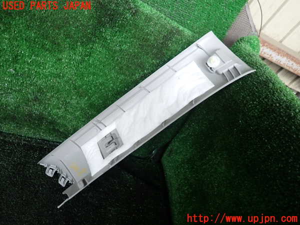 1UPJ-9240647660]ジムニー(JB64W)左フロントピラートリム 中古_2