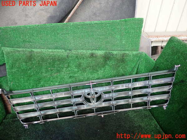 1UPJ-9240651050]ランクルプラド(RZJ95W)ラジエターグリル 中古_3