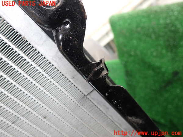 1UPJ-9240652321]ランクルプラド(RZJ95W)ラジエーター1 中古_2