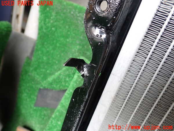 1UPJ-9240652321]ランクルプラド(RZJ95W)ラジエーター1 中古_3