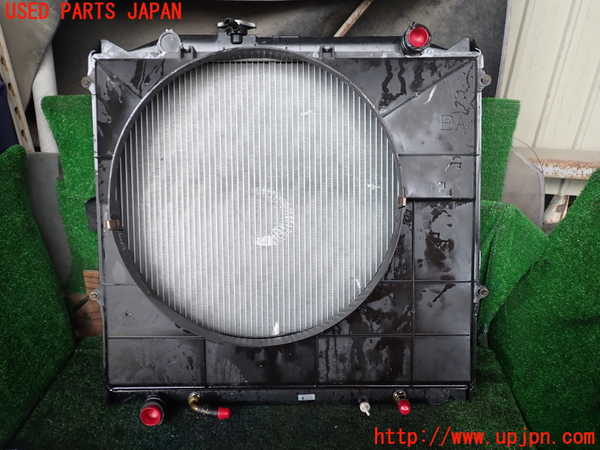 1UPJ-9240652321]ランクルプラド(RZJ95W)ラジエーター1 中古_4
