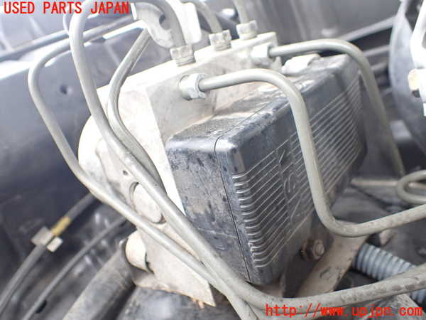 1UPJ-9240654040]ランクルプラド(RZJ95W)ABSアクチュエーター 中古_2