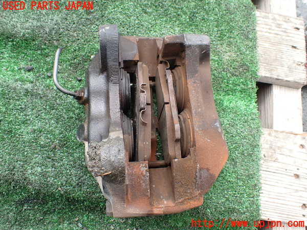 1UPJ-9240654080]ランクルプラド(RZJ95W)右フロントキャリパー 中古_2