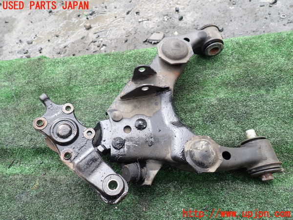 1UPJ-9240655186]ランクルプラド(RZJ95W)左フロントロアアーム1 中古_2