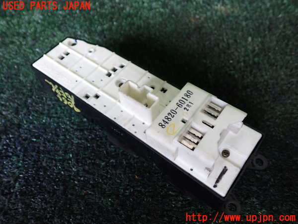 1UPJ-9240656240]ランクルプラド(RZJ95W)右前パワーウィンドウスイッチ 中古_2