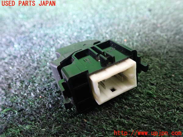 1UPJ-9240656245]ランクルプラド(RZJ95W)左前パワーウィンドウスイッチ 中古_2