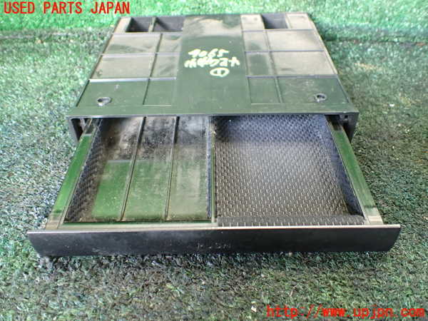 1UPJ-9240657841]ランクルプラド(RZJ95W)小物入れ1 中古_2