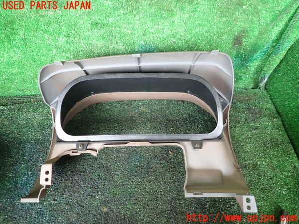 1UPJ-9240657510]ランクルプラド(RZJ95W)メーターフード 中古_3