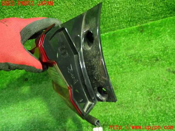 1UPJ-9240661536]ロッキー(ROCKY) ハイブリッド(A202S)左テールランプ 中古_2