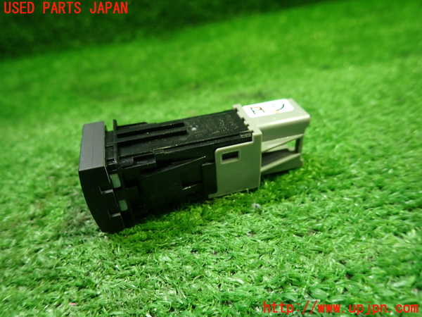 1UPJ-9240666309]ロッキー(ROCKY) ハイブリッド(A202S)スイッチ4 (シートヒーター 右) 中古_2