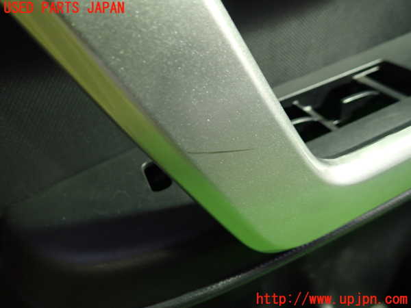 1UPJ-9240661234]ロッキー(ROCKY) ハイブリッド(A202S)右前ドア内張り 中古_2