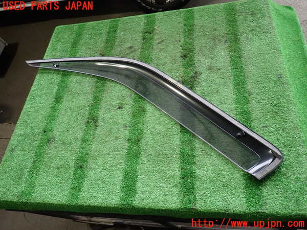 2UPJ-9240671410]ハイエースバン200系(GDH201V)右前ドアバイザー 中古_2