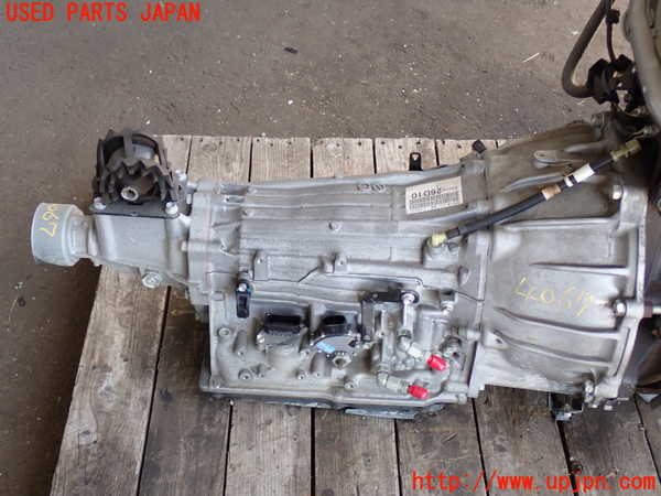 2UPJ-9240673010]ハイエースバン200系(GDH201V)ミッション AT 1GD-FTV 中古_3