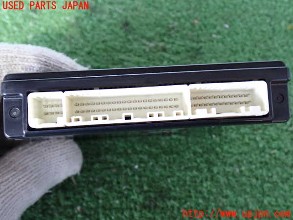 2UPJ-9240676147]ハイエースバン200系(GDH201V)コンピューター2 中古 88650-26A00_2