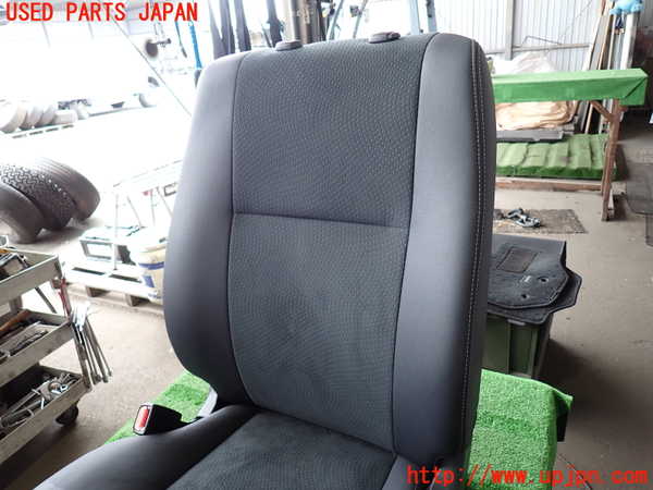 2UPJ-9240677065]ハイエースバン200系(GDH201V)助手席シート 中古_3