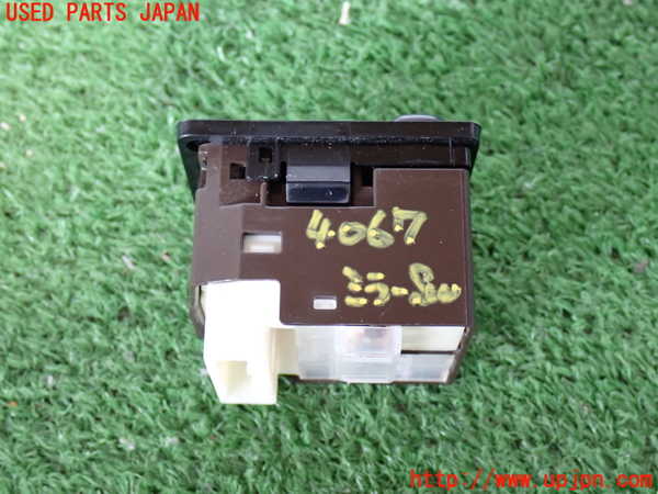 2UPJ-9240676280]ハイエースバン200系(GDH201V)ミラースイッチ 中古_2