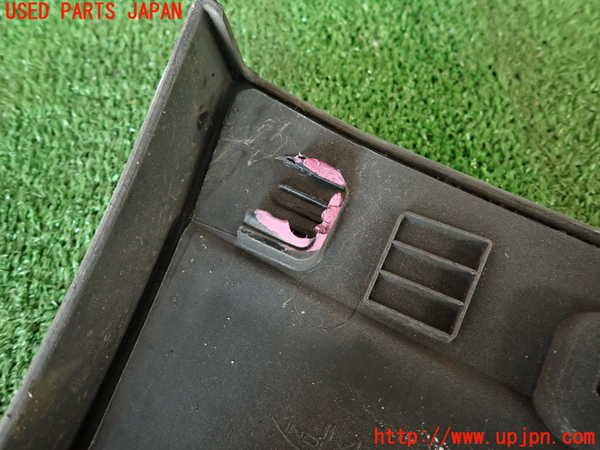 2UPJ-9240681392]マセラティ・クアトロポルテ(MQP30A)左サイドステップ 中古_5