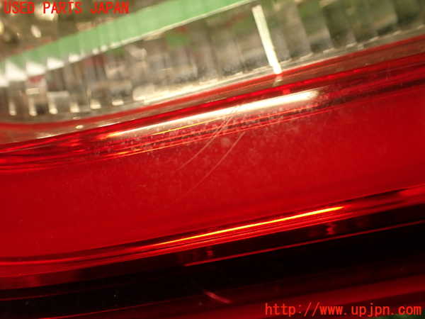 2UPJ-9240681550]マセラティ・クアトロポルテ(MQP30A)右リアフィニッシャー 中古_4