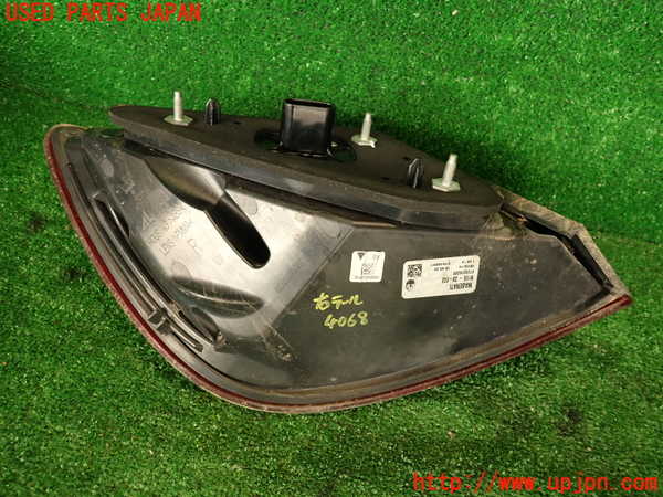 2UPJ-9240681530]マセラティ・クアトロポルテ(MQP30A)右テールランプ 中古_2