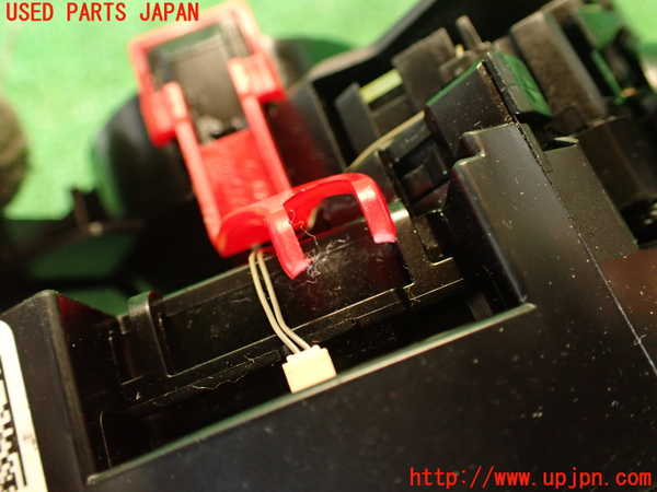 2UPJ-9240686720]マセラティ・クアトロポルテ(MQP30A)コンビネーションスイッチ 中古_3