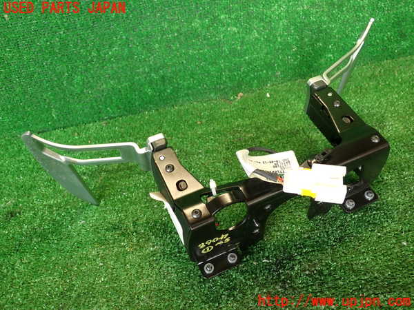 2UPJ-9240686306]マセラティ・クアトロポルテ(MQP30A)スイッチ1(パドルシフト) 中古_2