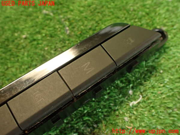 2UPJ-9240686307]マセラティ・クアトロポルテ(MQP30A)スイッチ2(走行モード) 中古_4