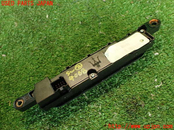 2UPJ-9240686307]マセラティ・クアトロポルテ(MQP30A)スイッチ2(走行モード) 中古_5