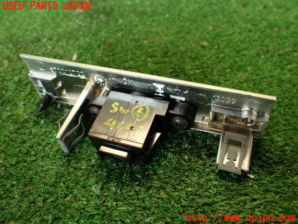 2UPJ-9240686311]マセラティ・クアトロポルテ(MQP30A)スイッチ6 中古_3