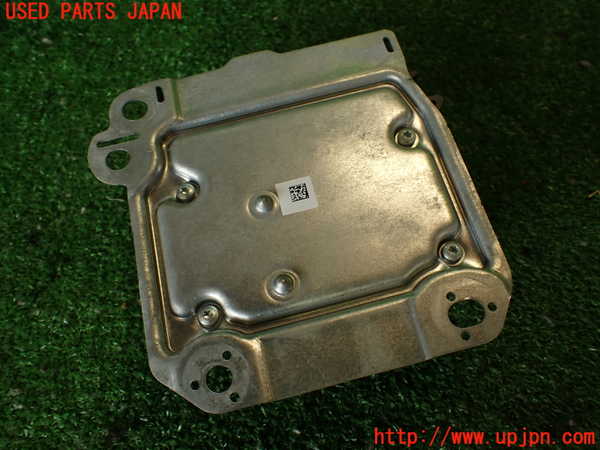 2UPJ-9240686145]マセラティ・クアトロポルテ(MQP30A)エアバッグコンピューター 中古_2