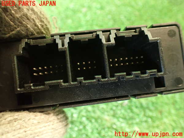 2UPJ-9240686147]マセラティ・クアトロポルテ(MQP30A)コンピューター2 中古 670004819_3