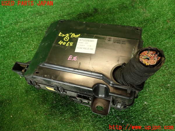 2UPJ-9240686741]マセラティ・クアトロポルテ(MQP30A)ヒューズボックス1(EGルーム内運転席側) 中古_4