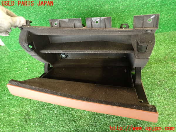 2UPJ-9240687516]マセラティ・クアトロポルテ(MQP30A)グローブボックス1 中古_3