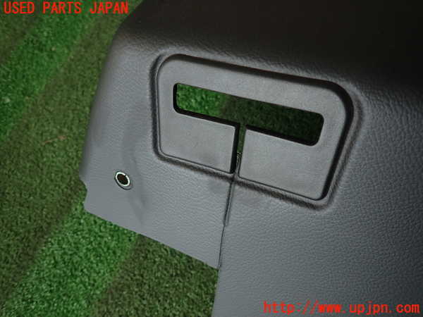 2UPJ-9240687761]マセラティ・クアトロポルテ(MQP30A)トノカバー1 中古_3