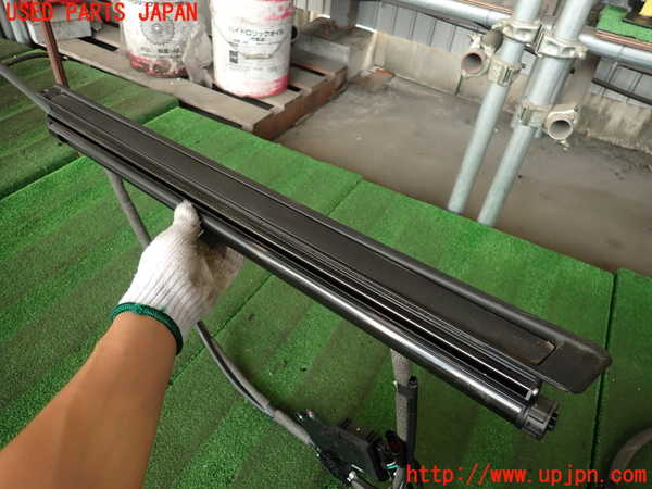 2UPJ-9240687790]マセラティ・クアトロポルテ(MQP30A)リアサンシェード 中古_3