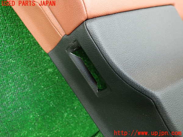 2UPJ-9240681264]マセラティ・クアトロポルテ(MQP30A)左前ドア内張り 中古_4
