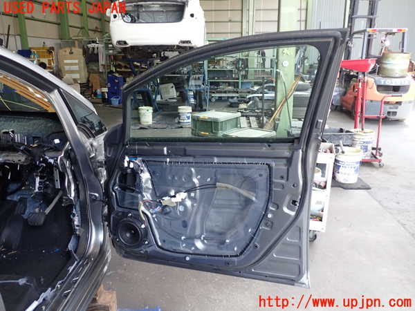 2UPJ-9240691230]日産リーフ(ZE1)右前ドア 中古(43R-00011 M308)_5