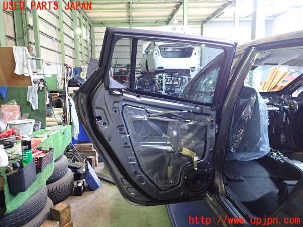 2UPJ-9240691320]日産リーフ(ZE1)左後ドア 中古(43R-007953 M2L3)_4