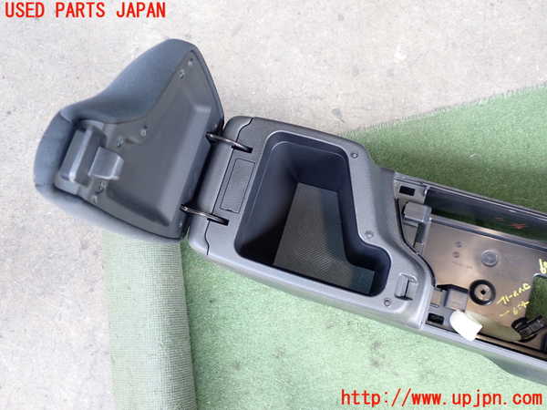 2UPJ-9240697540]日産リーフ(ZE1)センターコンソール 中古_2