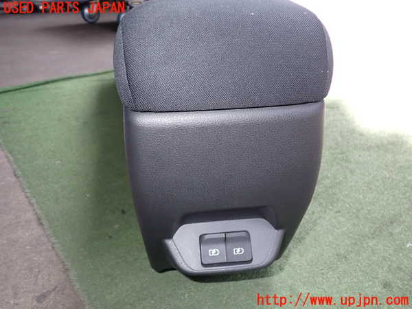 2UPJ-9240697540]日産リーフ(ZE1)センターコンソール 中古_3