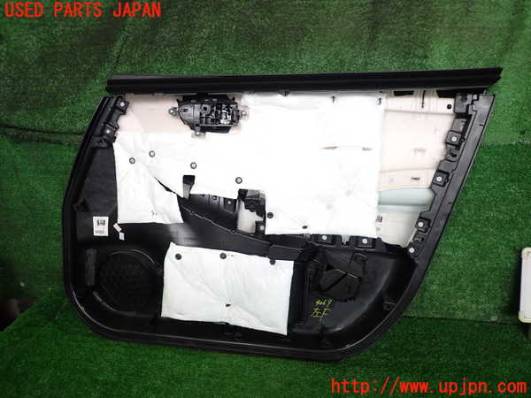 2UPJ-9240691264]日産リーフ(ZE1)左前ドア内張り 中古_3