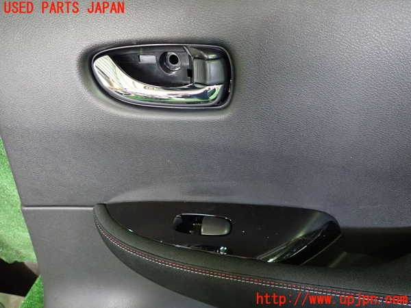 2UPJ-9240691294]日産リーフ(ZE1)右後ドア内張り 中古_2