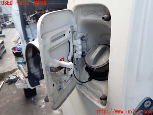 2UPJ-9240701690]ハイエースバン200系(KDH206V)フューエルリッド 中古_2