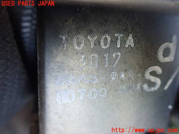 2UPJ-9240702321]ハイエースバン200系(KDH206V)ラジエーター1 中古_3