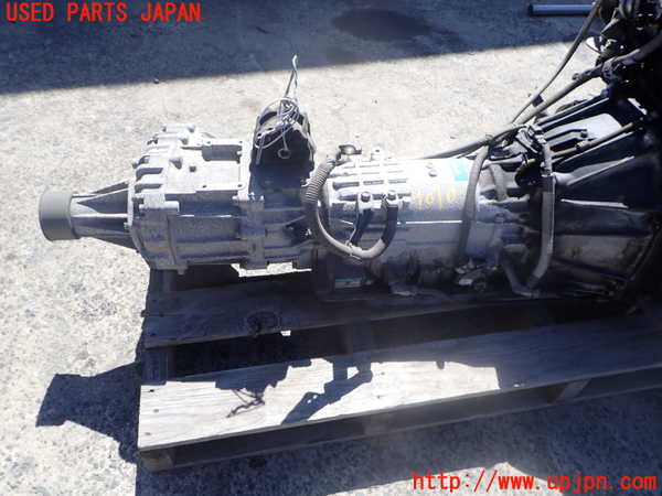 2UPJ-9240703010]ハイエースバン200系(KDH206V)ミッション AT 1KD-FTV 4WD 中古_2